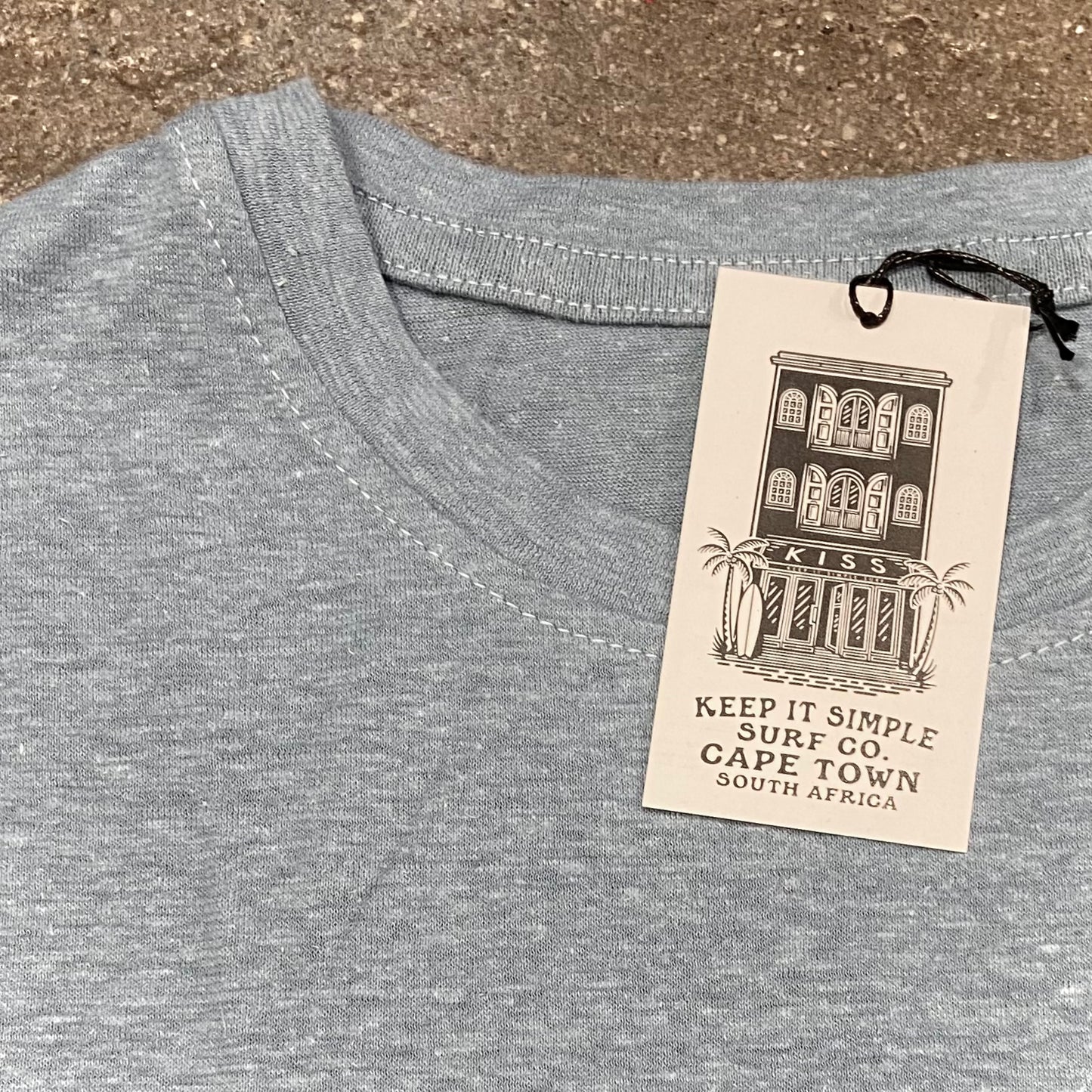 KISS    ORGANIC COTTON & HEMP T-SHIRT