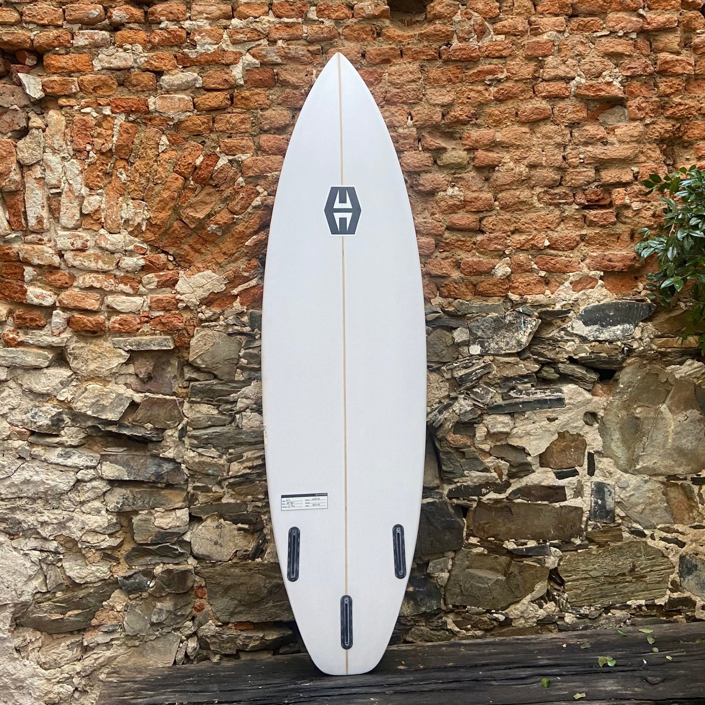 HURRICANE EQUALISER 6'1" 19 1/8 2 9/16 33L